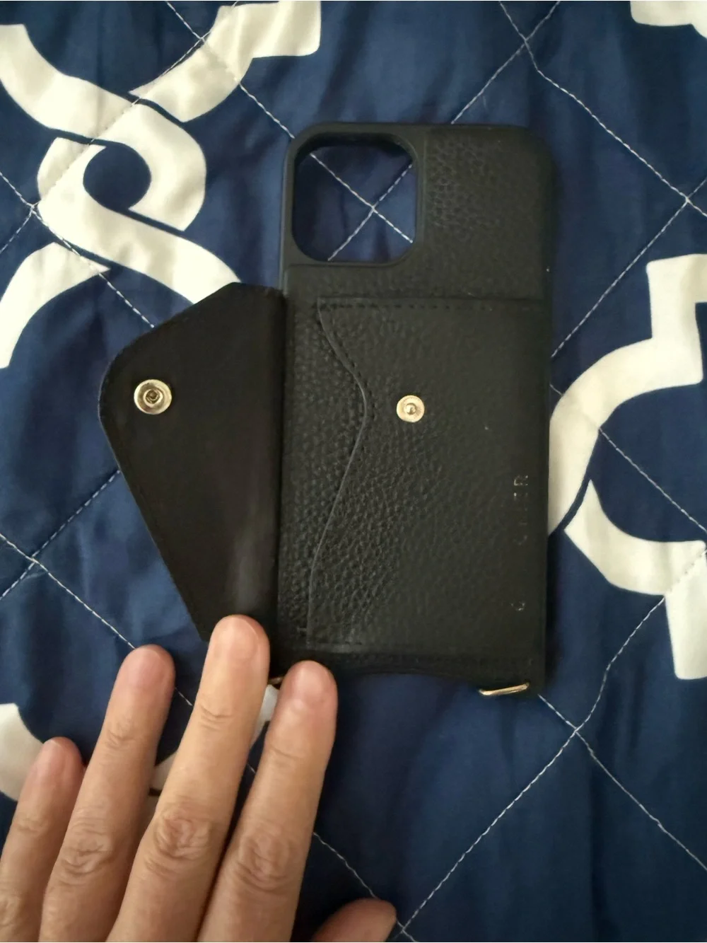 Donna Side Slot Crossbody Bandolier Black/Gold - iPhone 12 / 12 Pro